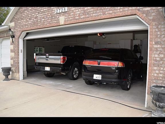 4th image of 2728 W Country Classic Dr