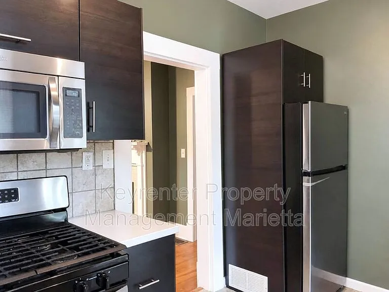 5120 Newark Ave SW #A — Photo 4