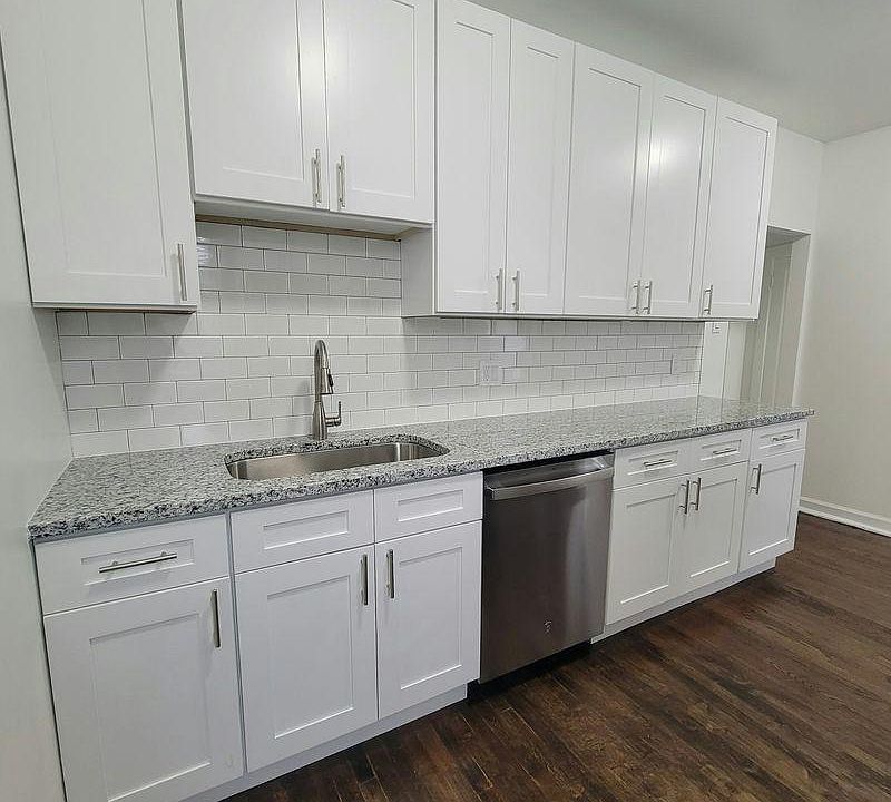 1st image of 2016 W Estes Ave #1WW