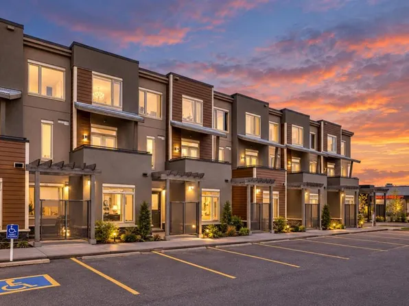 10 Westpark Line SW #109, Calgary, AB T3H 0Y5