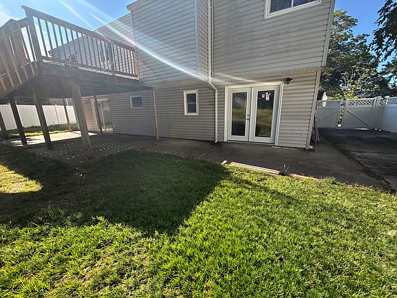 4th image of 12 Wesleyan Rd #2