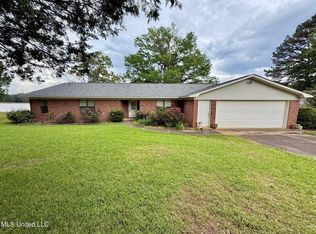 106 Skiers Point, Canton, MS 39046