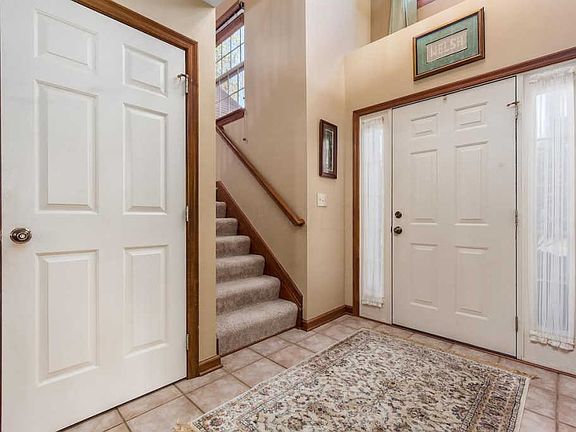 4th image of 112 Bohyer Ave