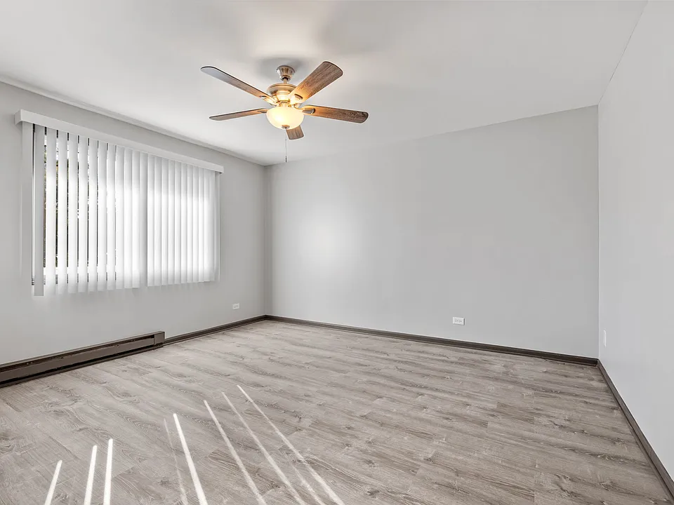 LIVING ROOM FROM DOORWAY