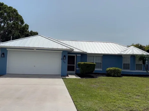 2109 SE Trillo Street, Port St Lucie, FL 34952