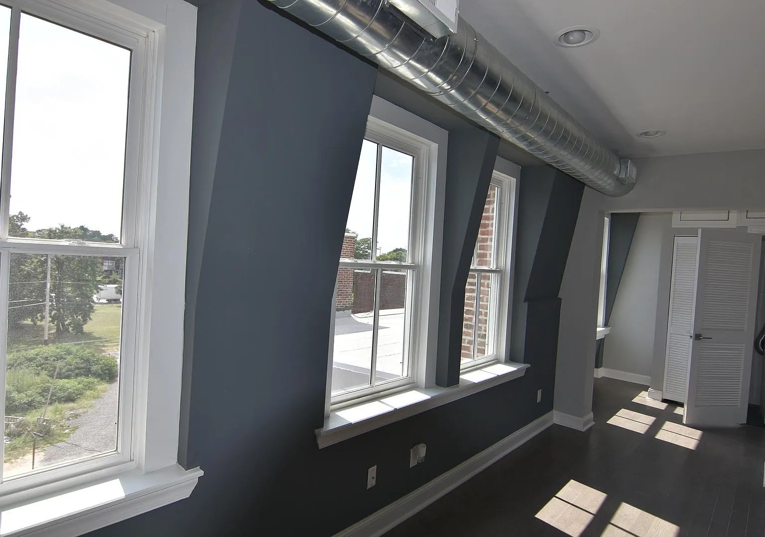 1 bed, $1,375 — Photo 2