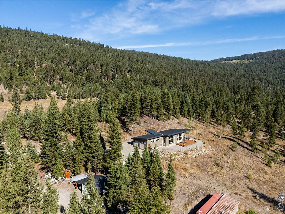 1st image of 10076 Tranquille Criss Creek Rd