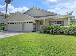 4016 Kingsfield Dr, Parrish, FL 34219