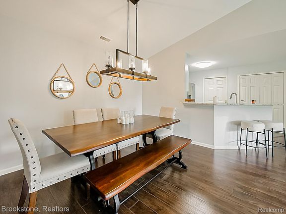 2nd image of 13203 Chesapeake Circle #146