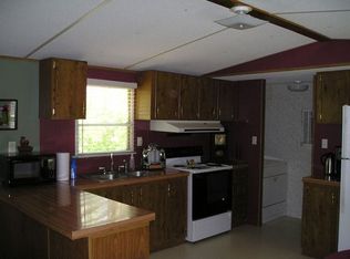 935 Spice Creek Rd, Banner Elk, NC 28604