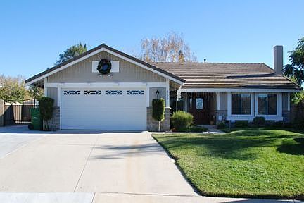 1st image of 855 Glenlea St