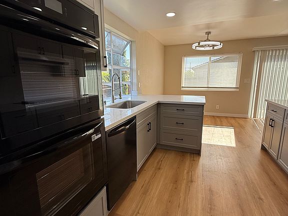 4th image of 3502 Oyster Ct