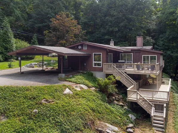 599 Hortontown Road, Hopewell Junction, NY 12533