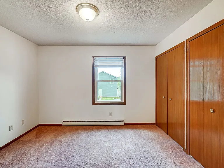 517 E Reed Ave — Photo 8
