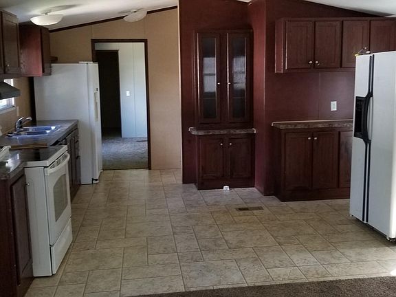 3rd image of 8588 Susie Cir E