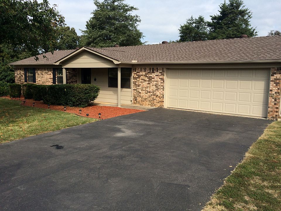 1st image of 18 Creek Ln
