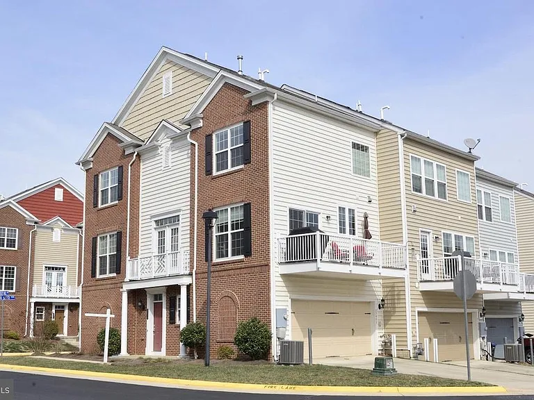 25496 Schooley Mill Ter — Photo 1
