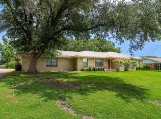 3204 Bonham St, Greenville, TX 75402