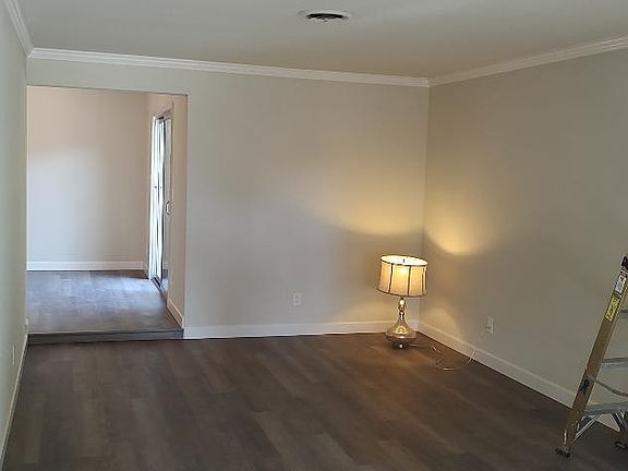 5th image of 1212 Franmor Ct