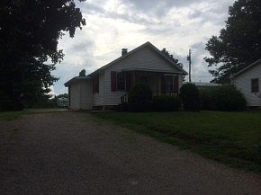 2nd image of 915 S Rosewood St