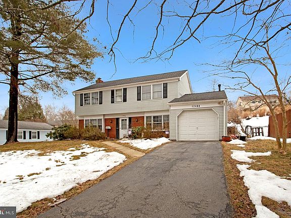 2nd image of 12409 Rockledge Dr