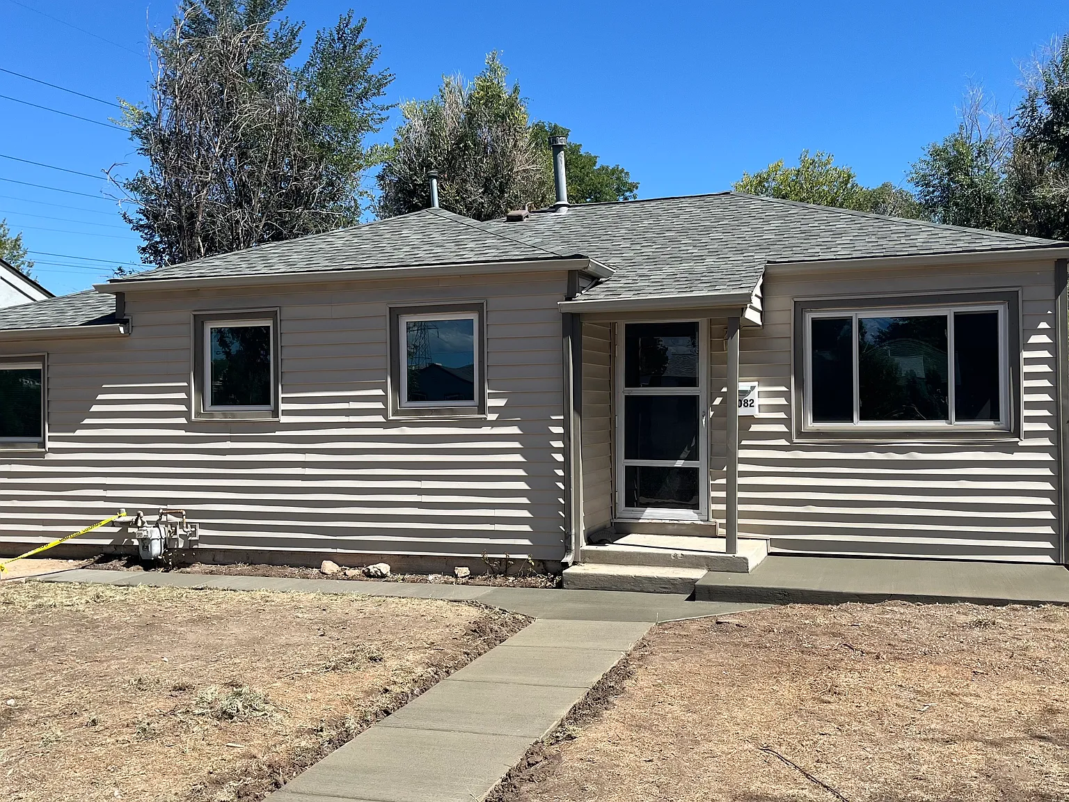 3 bed, 1087 sqft, $2,200 — Photo 1