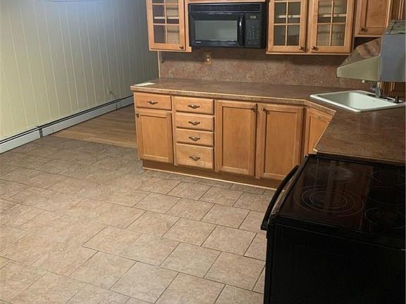 3rd image of 39 Horton Dr