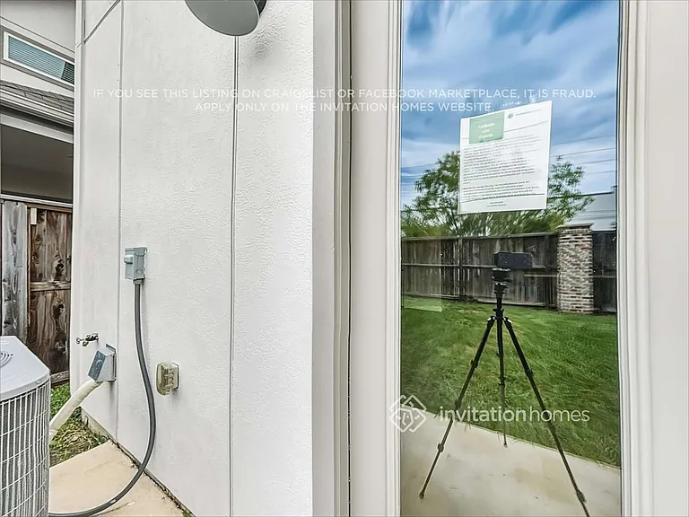 12410 Executive Square Ln — Photo 17