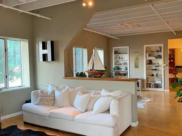 12 School St #2R, Bath, ME 04530