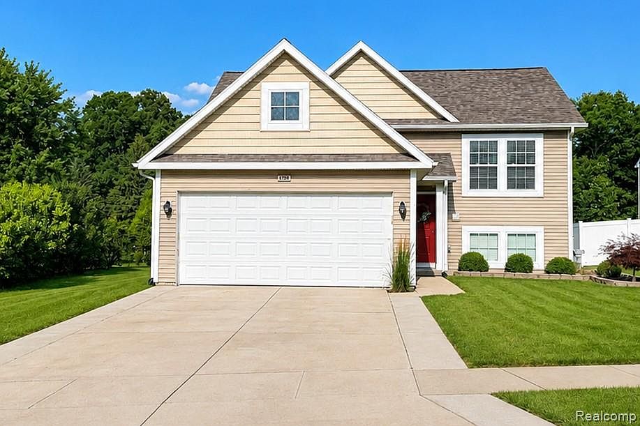 1st image of 3760 Amber Oaks Dr