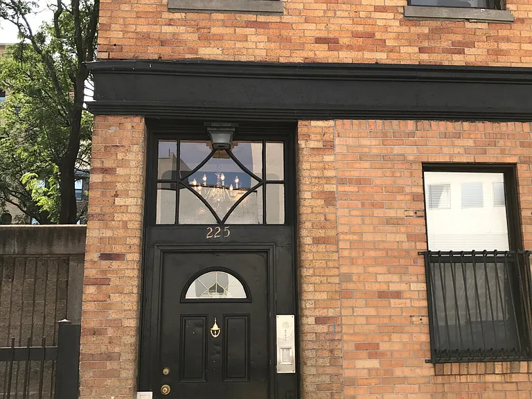 225 E Berkeley St #4 — Photo 10