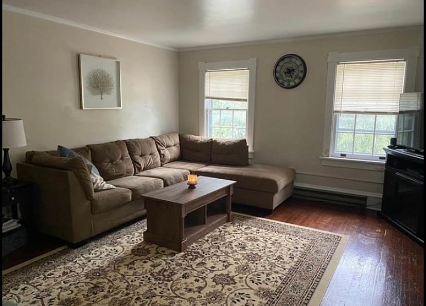 1st image of 218 W. Linn Street