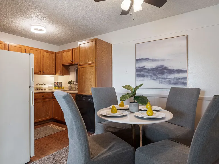 Brookwood on 86th - Move-In Today and Receive a $500 Visa Gift Card! — Photo 15