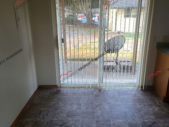 4th image of 2227 Harrison Ave #136