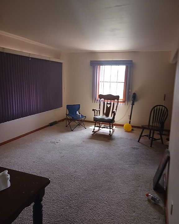 125 Robinwood Dr, Robins, IA 52328 Zillow