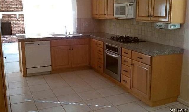 2nd image of 1080 Walling Ave