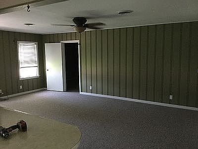 3rd image of 111 W 19th St