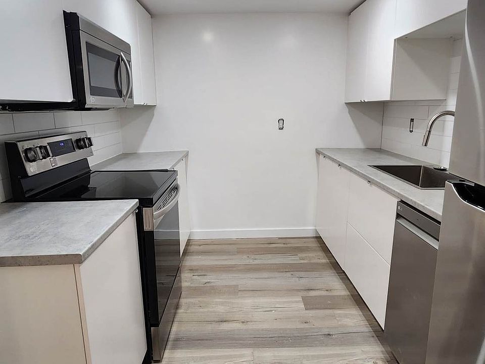 1st image of 236 Wilfred St #1018323