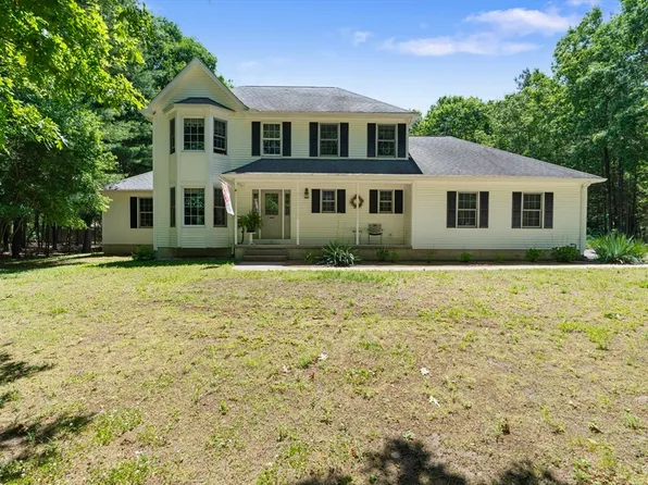55 Pequot Rd, Southampton, MA 01073