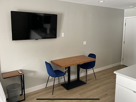 4th image of 11591 Snowpeak Way #12