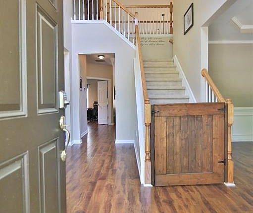 3rd image of 3131 Seneca Farm Ln