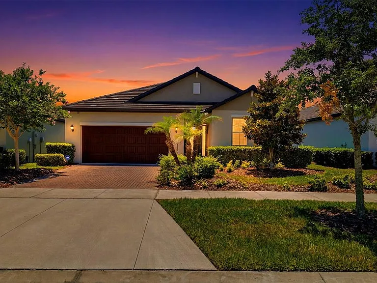 31700 Cannon Rush Dr — Photo 1
