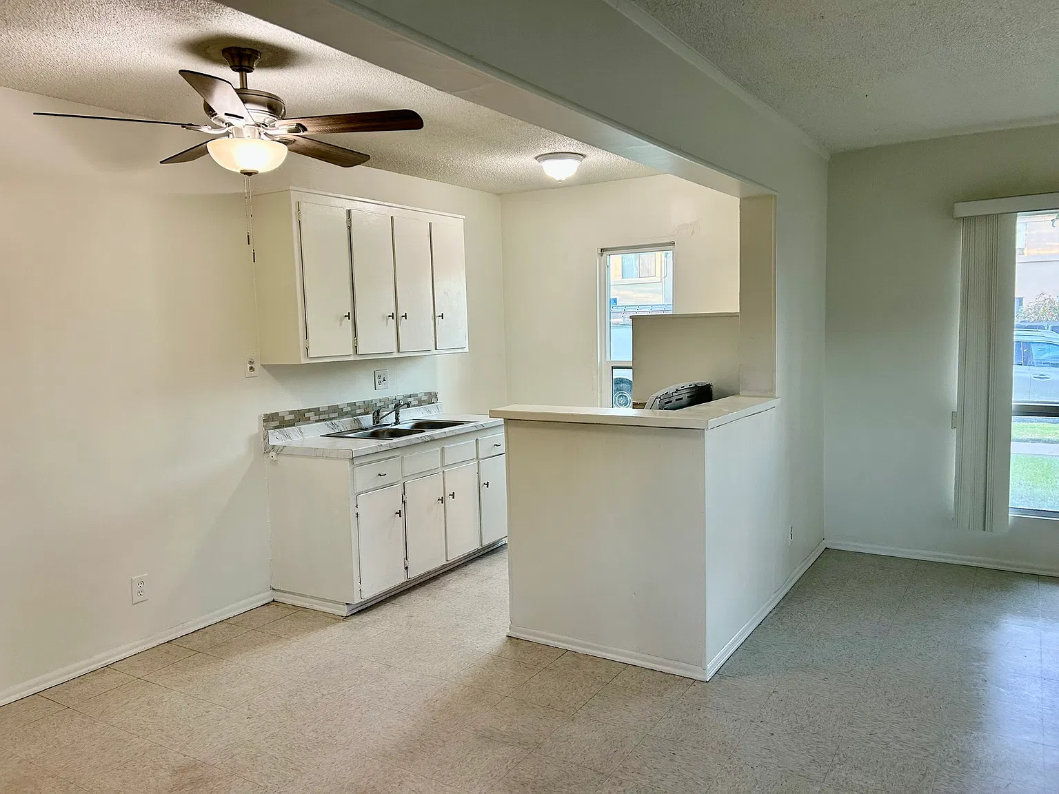 2 bed, 925 sqft, $2,250 — Photo 1