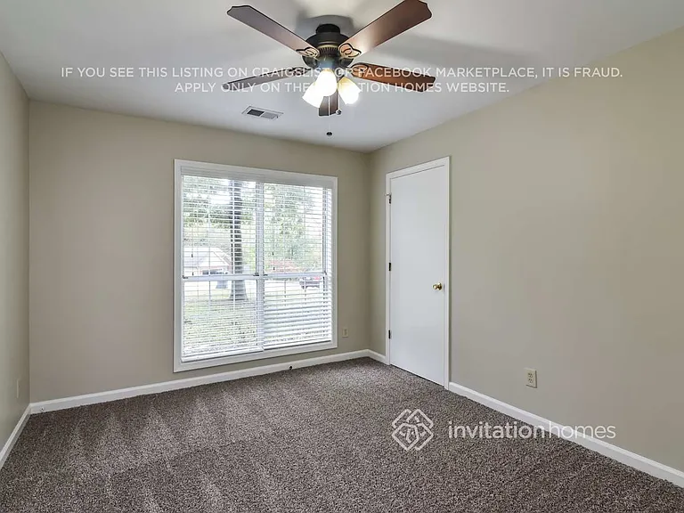 2271 Bankston Cir — Photo 16