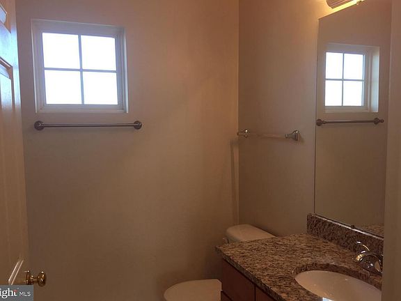 4th image of 7209 Bladen Pl