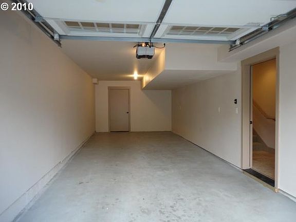 3rd image of 1940 NE 48th Way