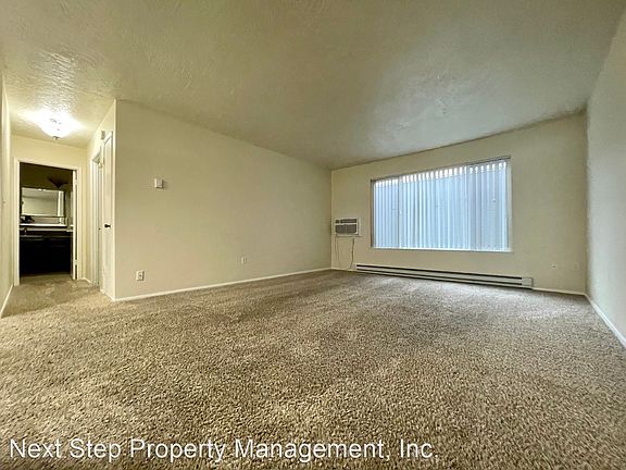 2nd image of 9025-9043 SE Stark St #10217947