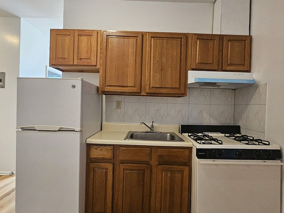 1st image of 31-44 43rd St #2