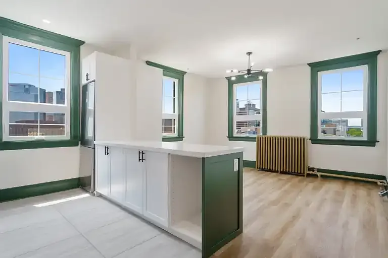 1 bed, 1.0 bath, 610 sqft, $1,700 — Photo 3