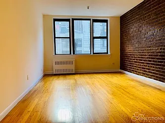 Rented by City Connections Realty